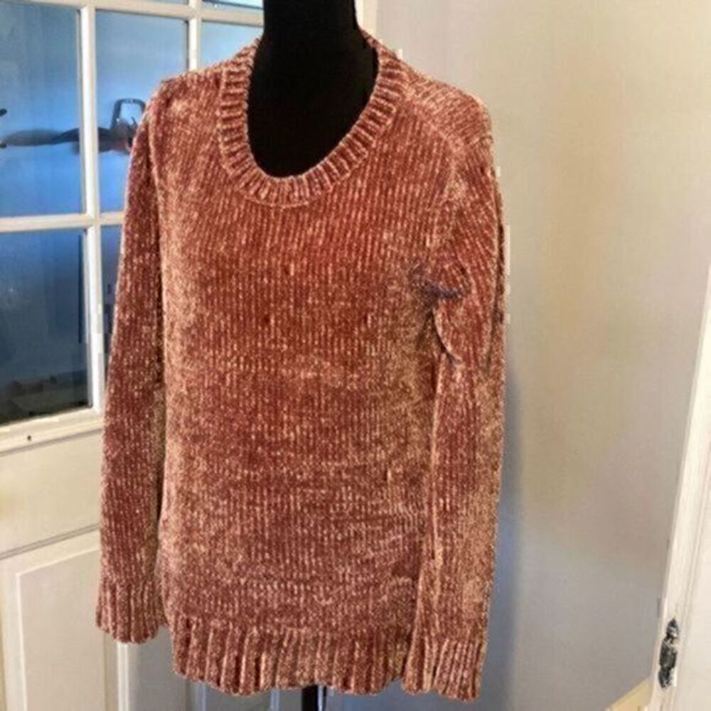 Orvis small sweater 100% polyester     C